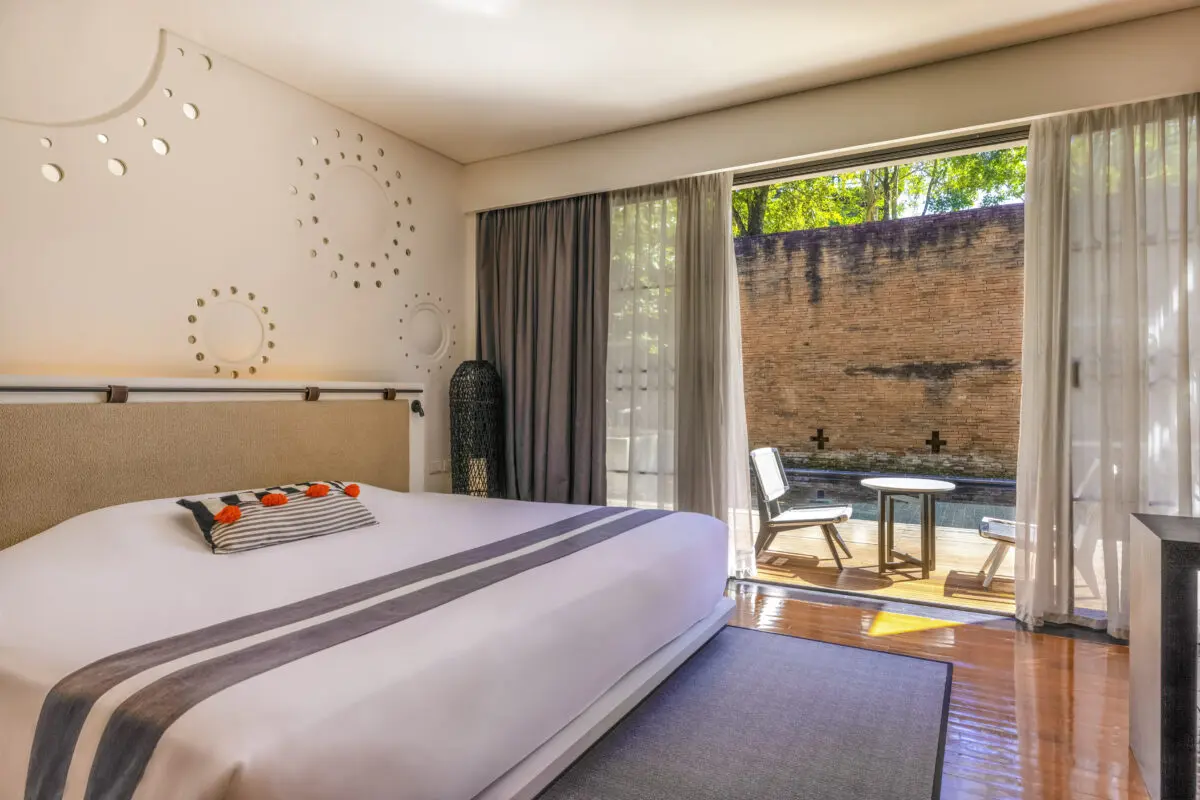 Stylish Valley Deluxe room with soothing tones and a picturesque valley view for a restful retreat.