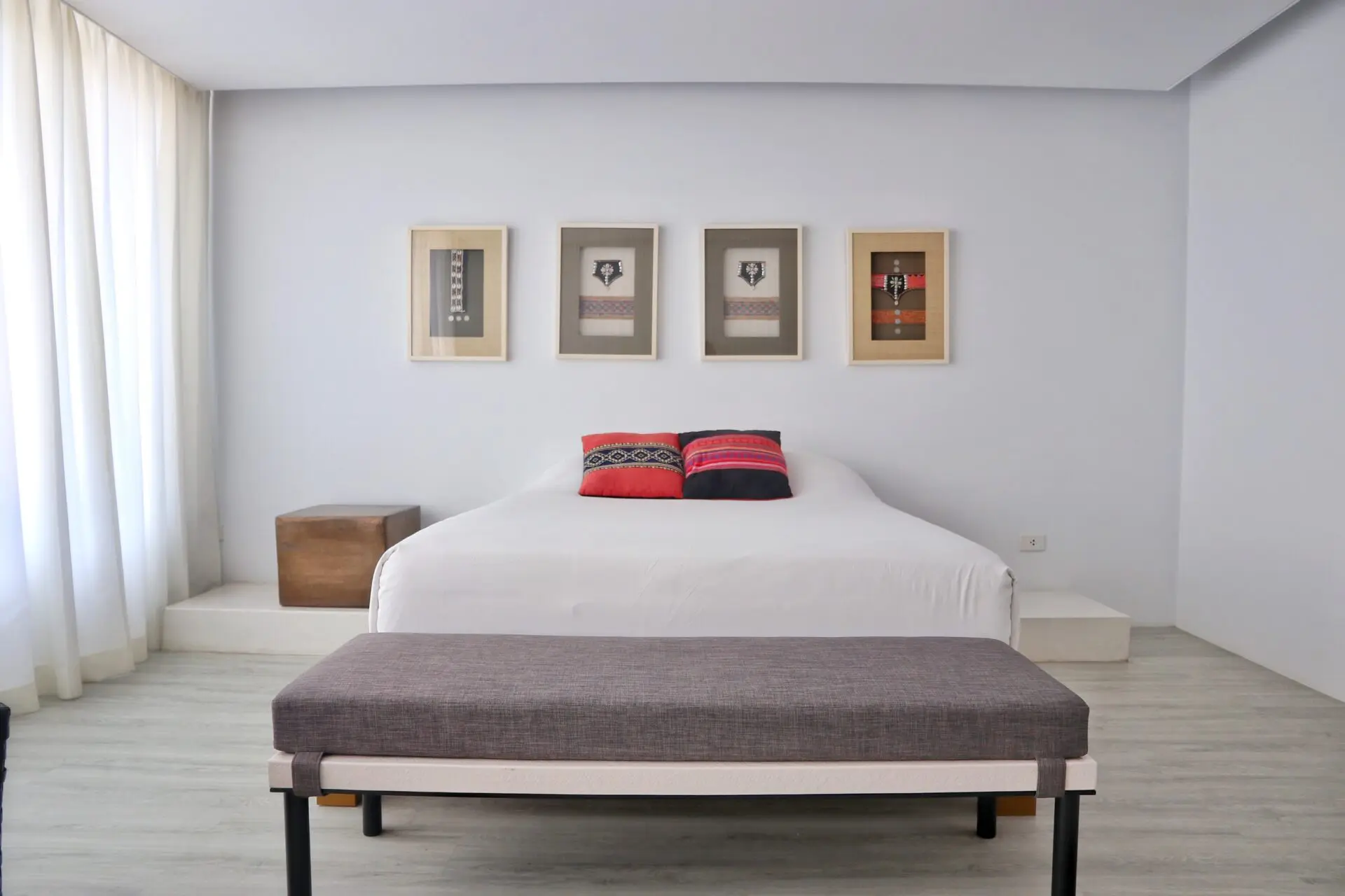 Spacious villa living area featuring elegant décor and soft natural light for a relaxing stay.