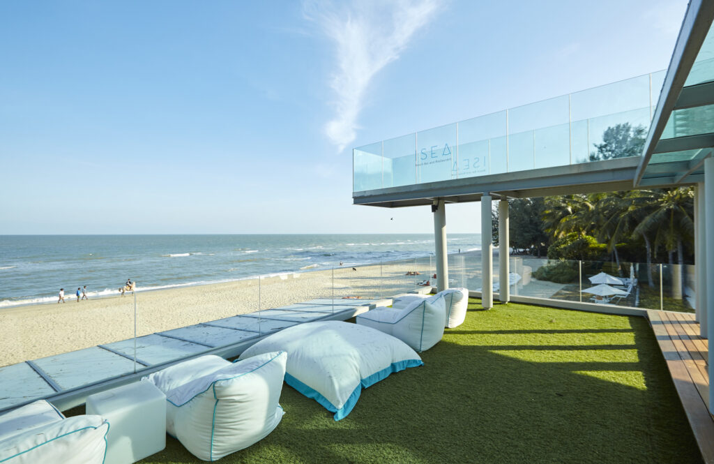 ISEA Beach Bar Restaurant Hua Hin