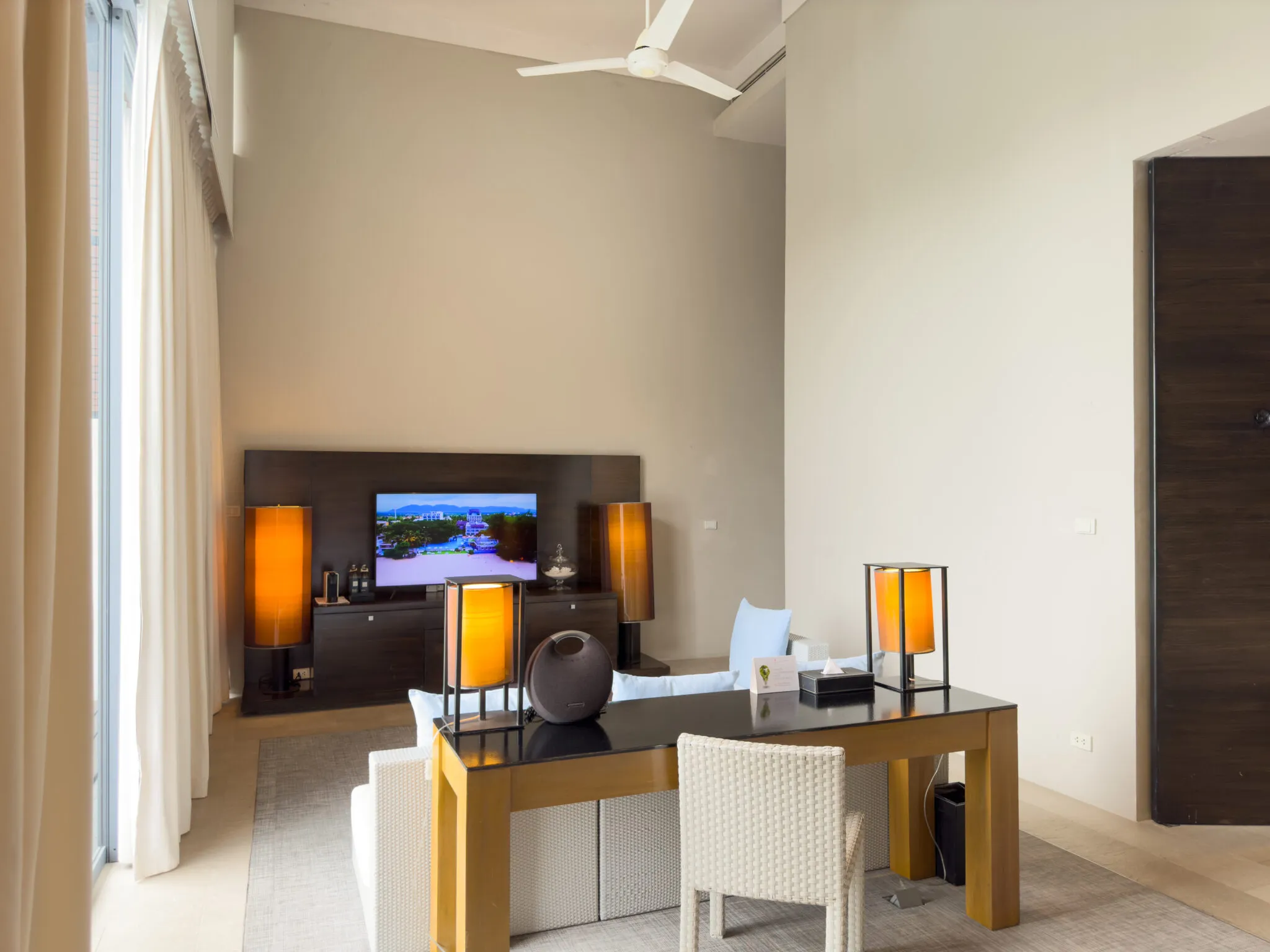 Exclusive Hua Hin Cha Am one-bedroom sky pool villa with serene sea breeze