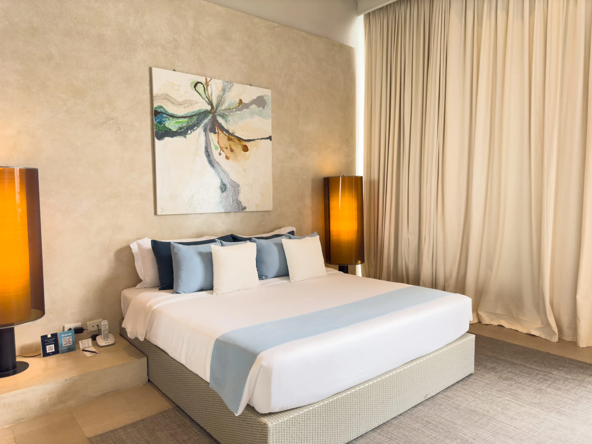 Romantic Hua Hin Cha Am one-bedroom villa with elevated sky pool and sunset view