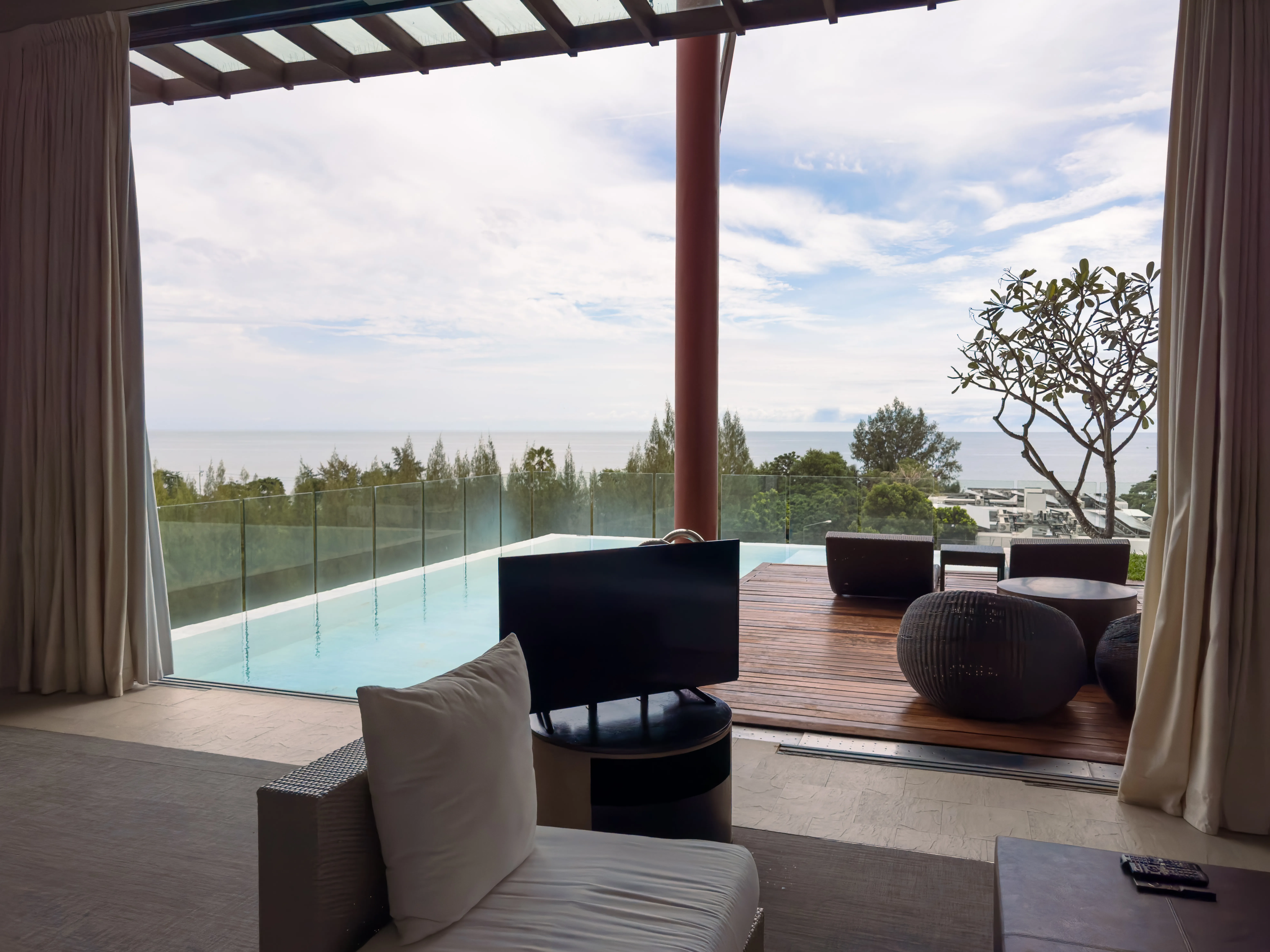 Romantic Hua Hin Cha Am 2 bedroom sky pool villa ideal for couples and friends