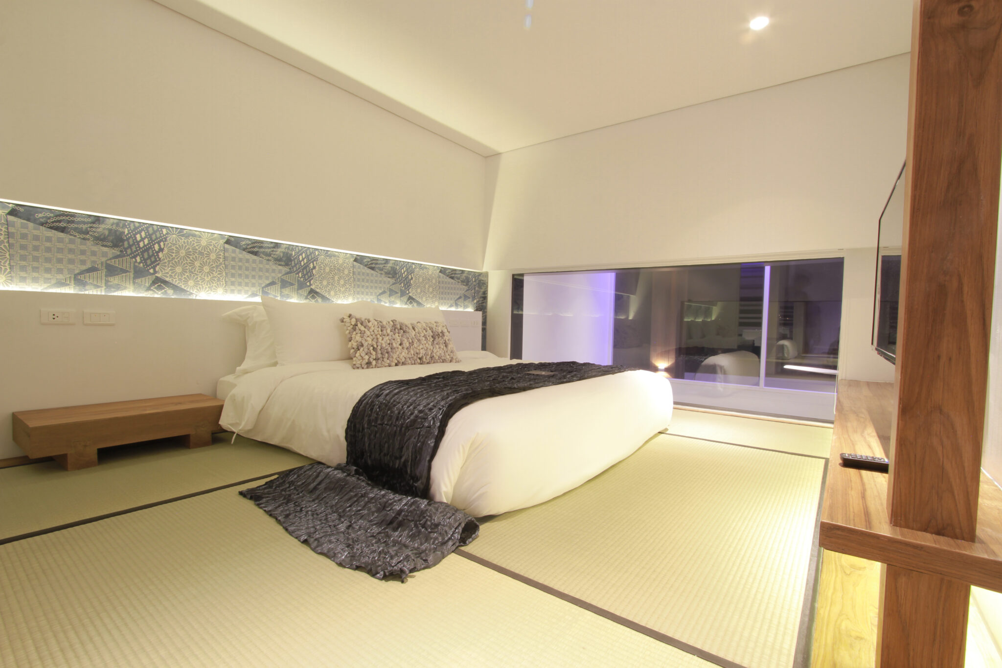 Seaview Hua Hin Cha Am 3 bedroom luxury villa with sun deck and open lounge