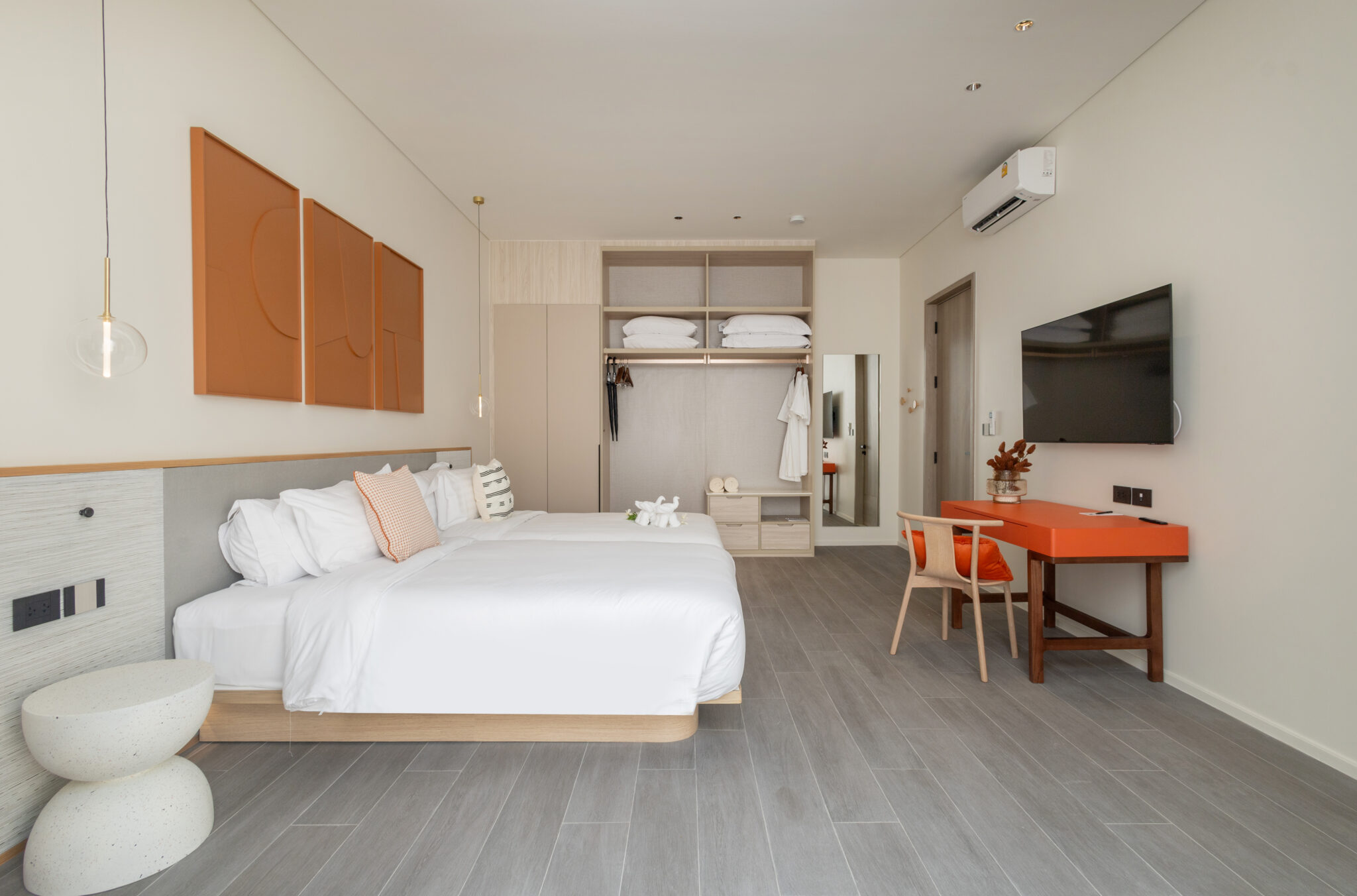 Modern Hua Hin Cha Am pool villa with two bedrooms and tropical ambiance