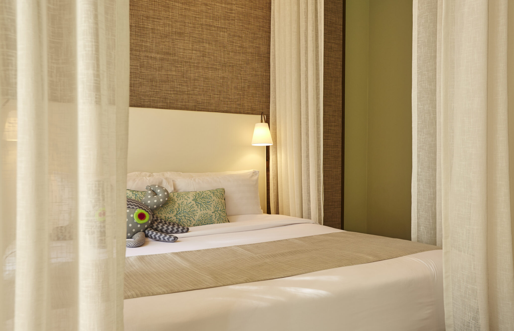 Elegant Hua Hin Cha Am 2 bedroom pool villa surrounded by lush greenery