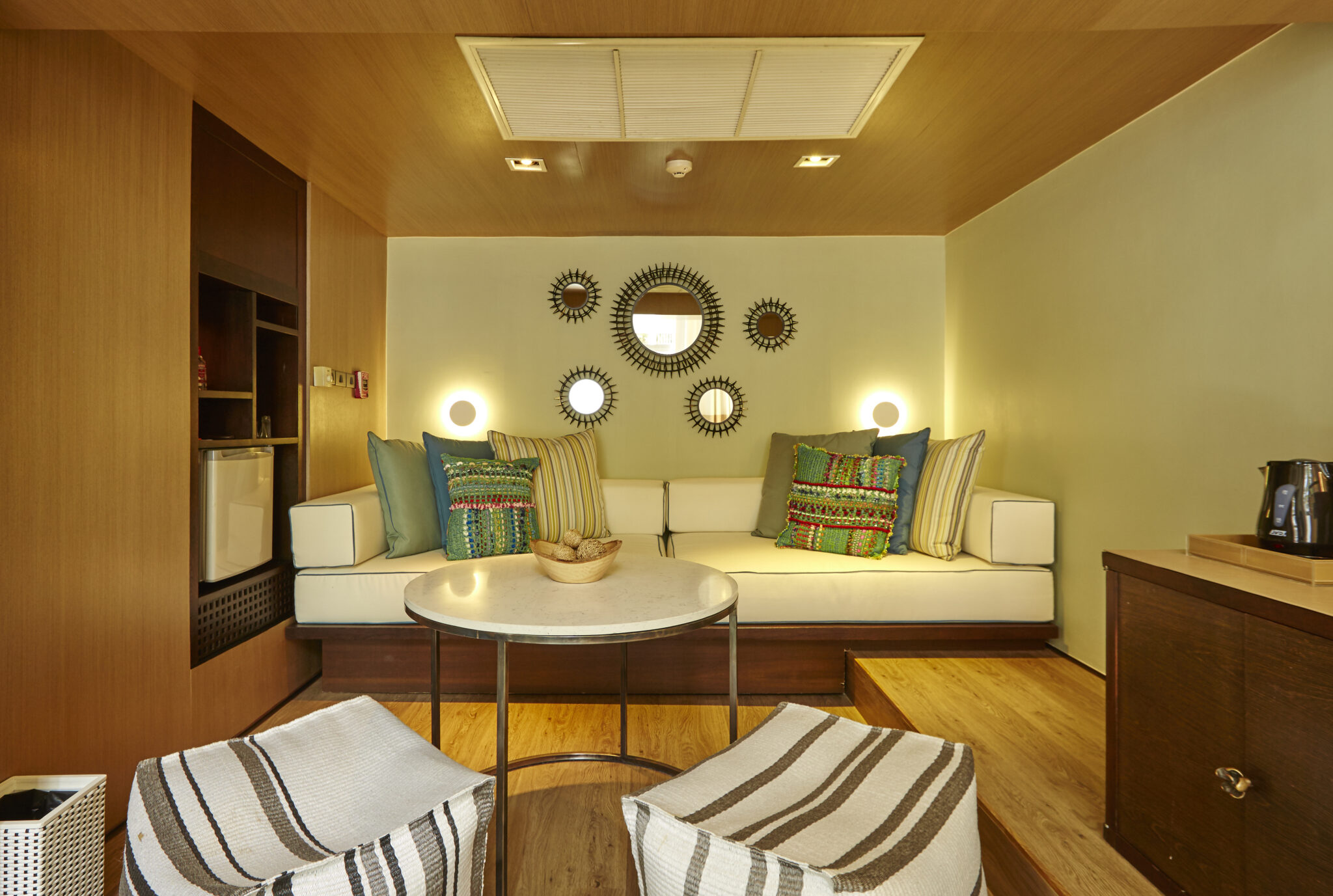 Luxury 2 bedroom pool villa Hua Hin Cha Am featuring modern tropical design