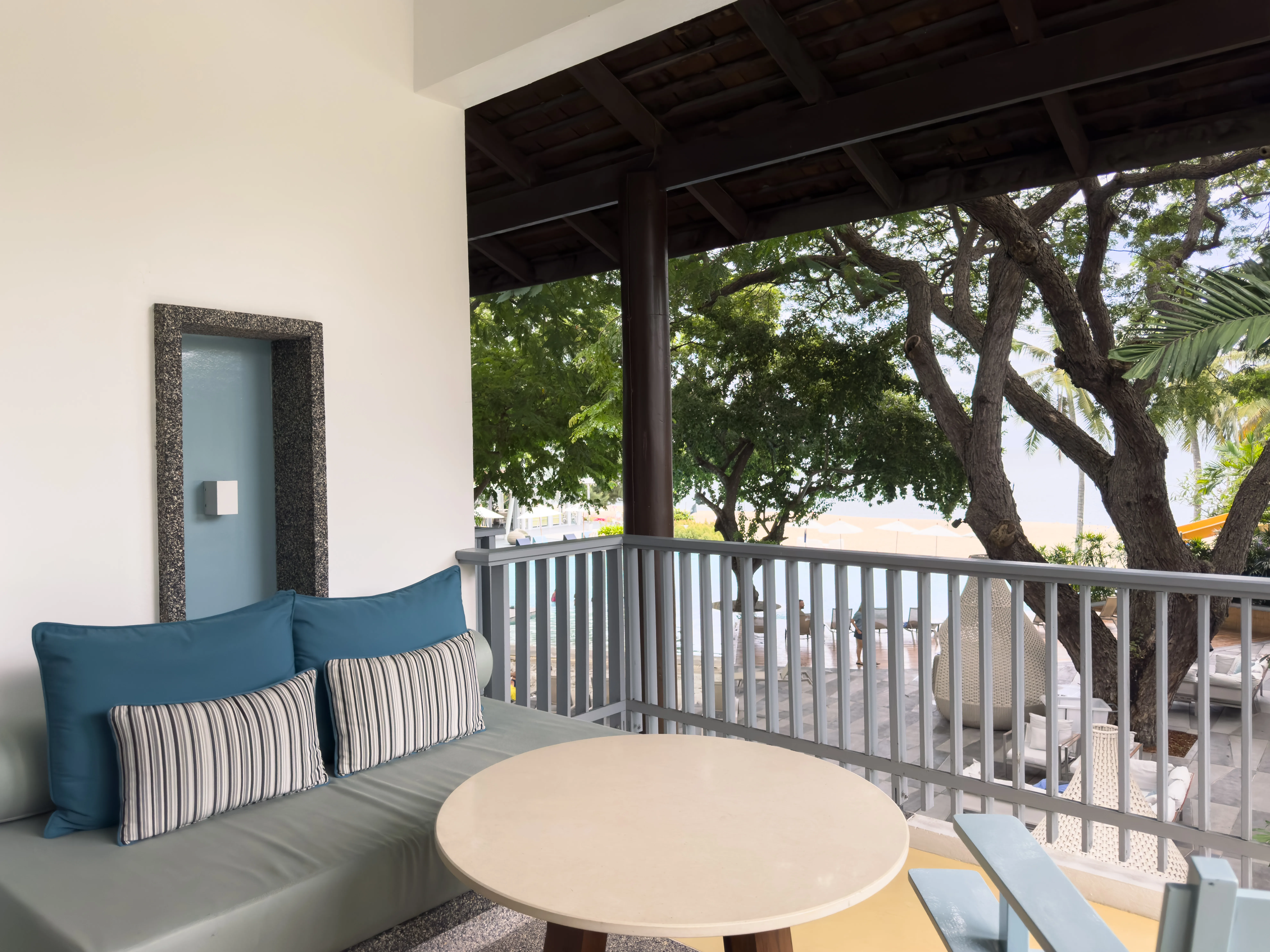 Hua Hin Cha Am 2 bedroom seaview hotel with spacious living area and balcony