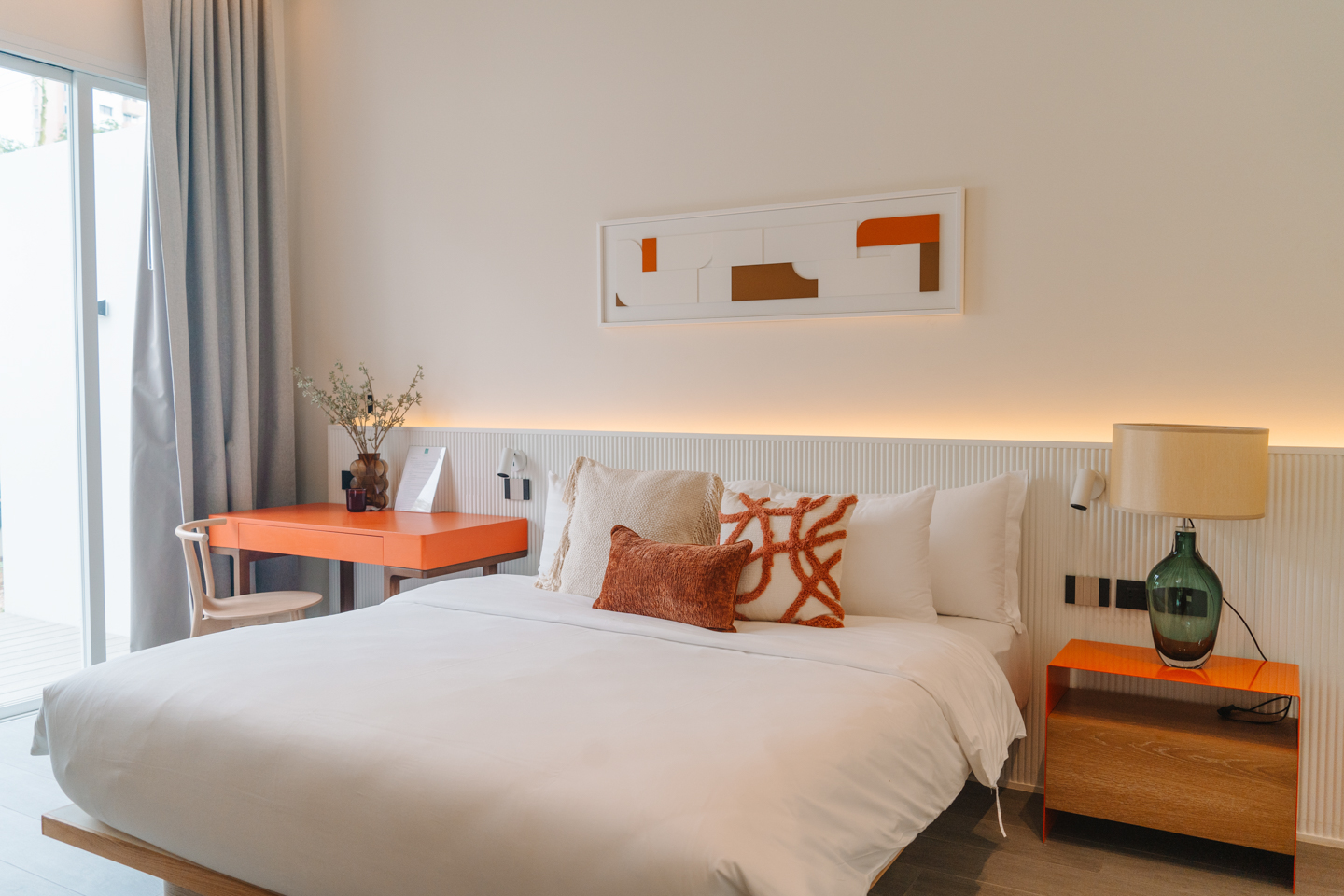 Hua Hin Cha Am rooftop villa featuring private infinity pool and elegant sea view