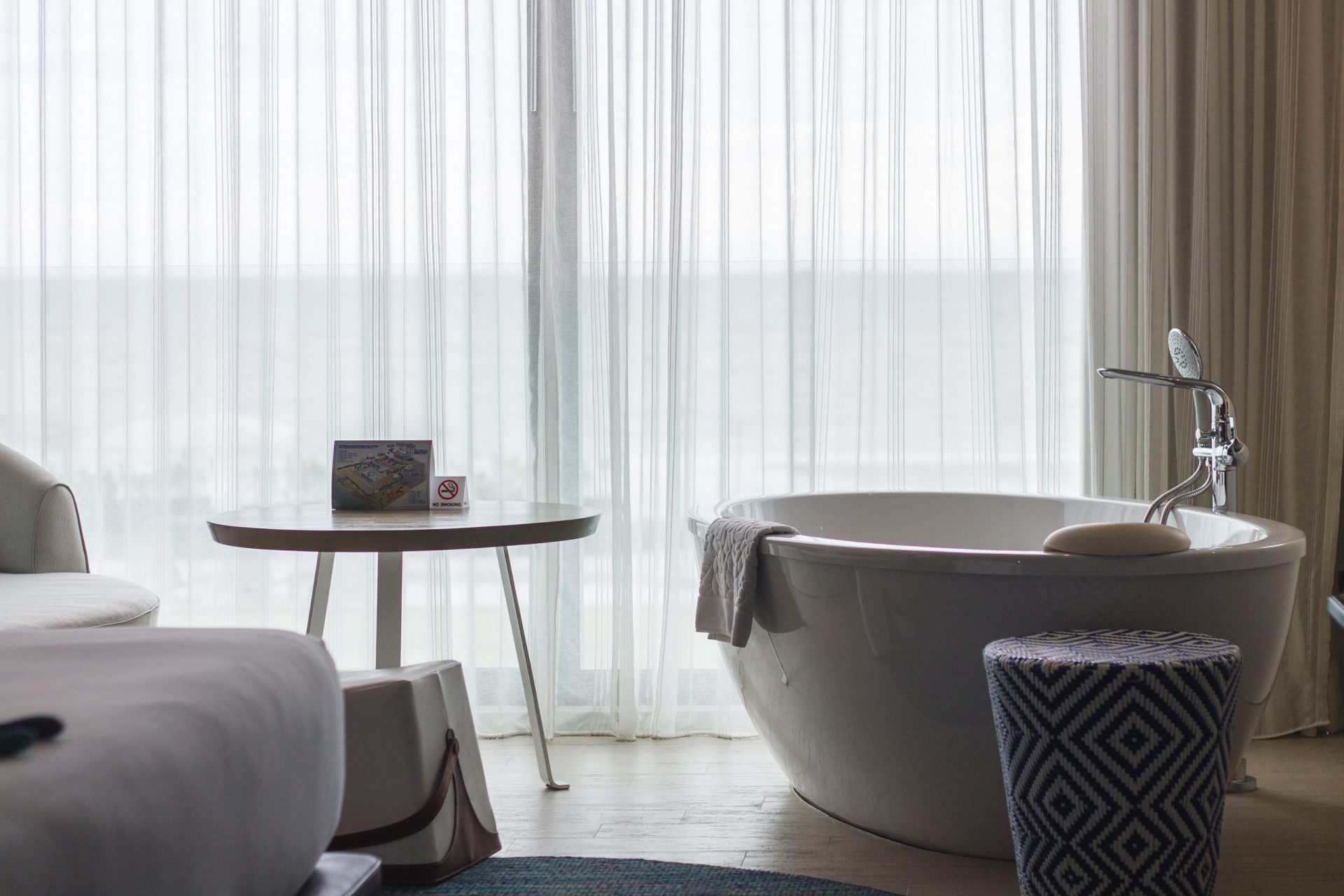 Inviting Ocean Front room featuring premium bedding and a clear ocean outlook, creating a refreshing seaside retreat in Pattaya.