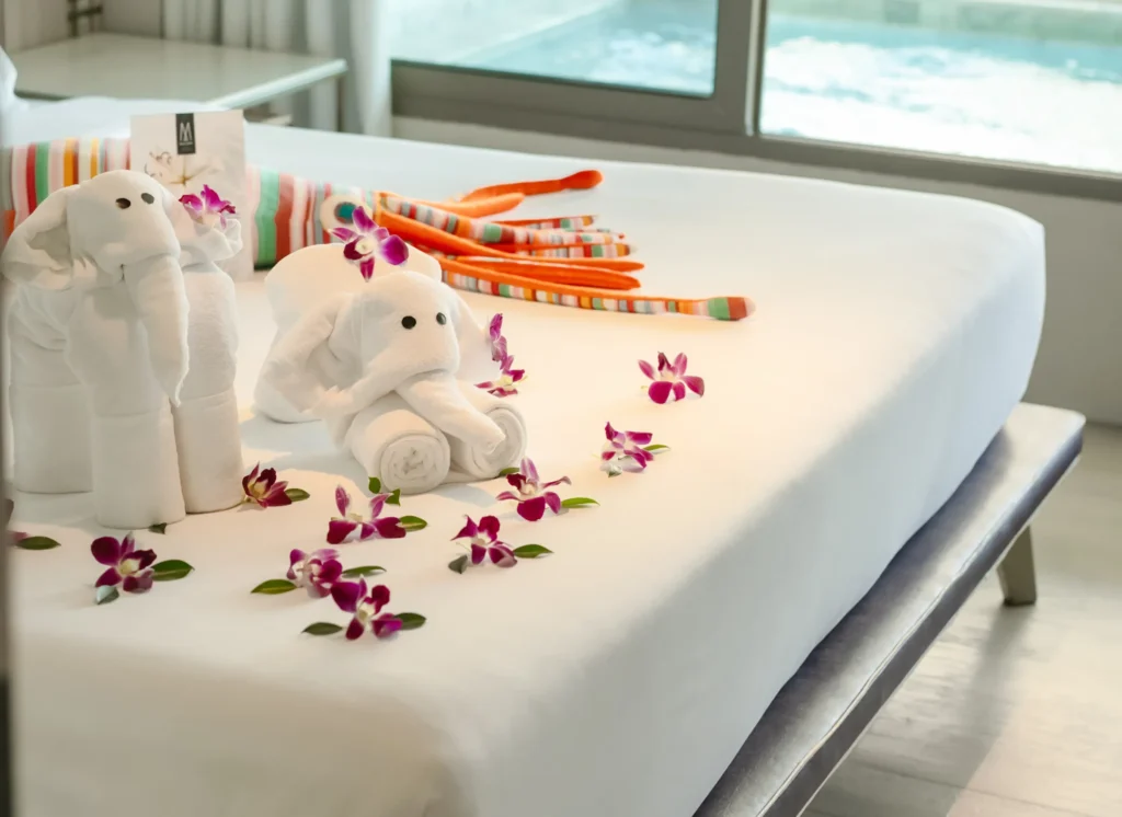 Towel Folding – Veranda Resort Pattaya Na Jomtien